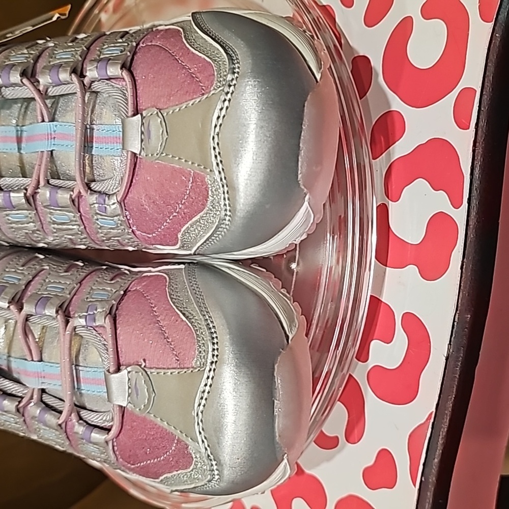 A New with tags girls AVIA ATHLETICS Shoes pink purple glitter slip on size 6 - Picture 7 of 9